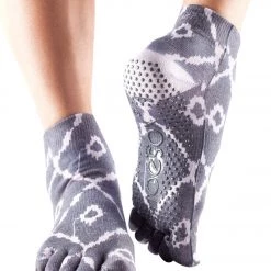 CLOTHING Toesox Ankle Length Full-Toe Yoga Grip Socks Haze 7 CLOTHING Toesox Ankle Length Full-Toe Yoga Grip Socks Haze