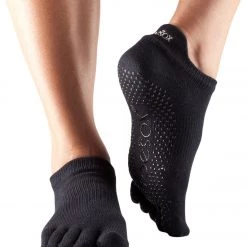 Toesox Low Rise Full-Toe Yoga Grip Socks Black CLOTHING
