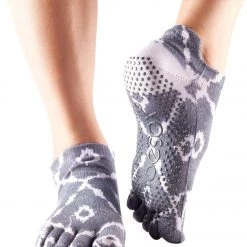 Toesox Low Rise Full-Toe Yoga Grip Socks Haze