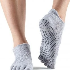 CLOTHING Toesox Low Rise Full-Toe Yoga Grip Socks Diamond Willow