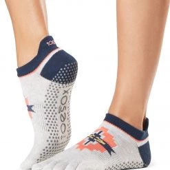 CLOTHING Toesox Low Rise Full-Toe Yoga Grip Socks Yonder