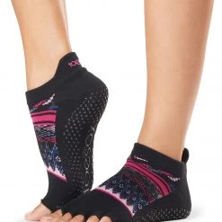 Toesox Low Rise Half-Toe Yoga Grip Socks Woodstock