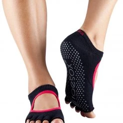 CLOTHING Toesox Bella Half-Toe Yoga Grip Socks Black Rouge