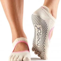 ACCESSORIES Toesox Bellarina Full-Toe Yoga Grip Socks Confetti