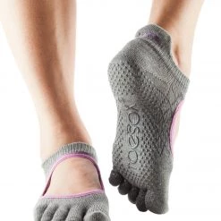 Toesox Bellarina Full-Toe Yoga Grip Socks Fishnet Storm