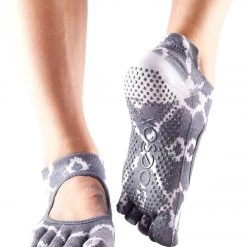 ACCESSORIES Toesox Bellarina Full-Toe Yoga Grip Socks Haze