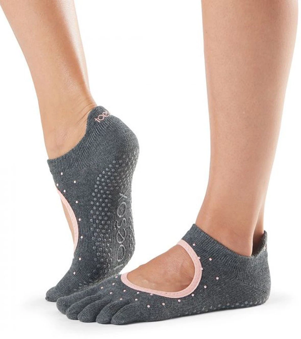 ACCESSORIES Toesox Bellarina Full-Toe Yoga Grip Socks Antique 3 ACCESSORIES Toesox Bellarina Full-Toe Yoga Grip Socks Antique