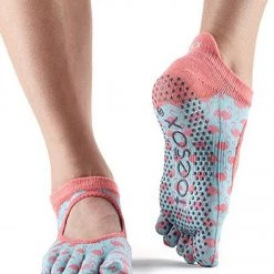 Toesox Bellarina Full-Toe Yoga Grip Socks Flamingo