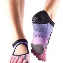 Toesox Plie Full-Toe Yoga & Grip Socks Isla
