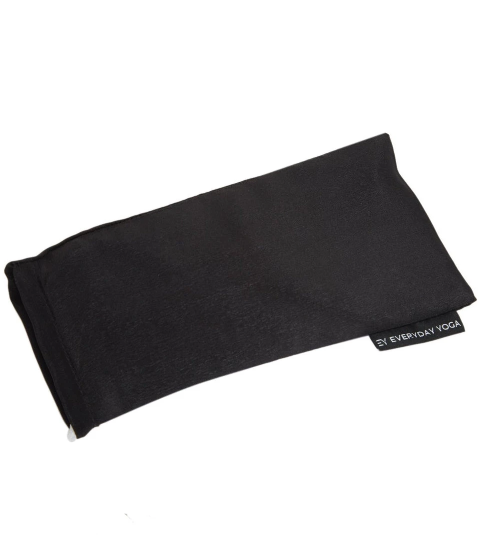 YOGA MATS & PROPS Everyday Yoga Silk Eye Pillow Black 3 YOGA MATS & PROPS Everyday Yoga Silk Eye Pillow Black