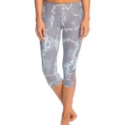 Onzie Weave Yoga Capris Techno