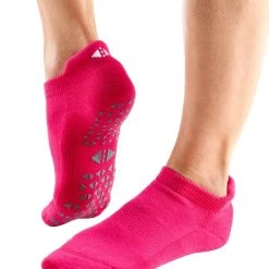 Tavi Savvy Barre Grip Socks Magenta