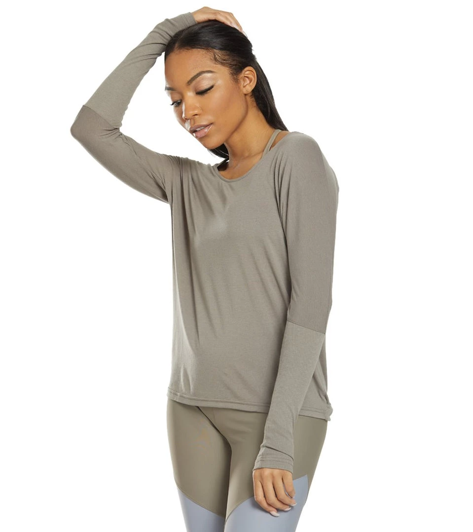 CLOTHING Onzie Drapey V-back Long Sleeve Coverup Dust 4 CLOTHING Onzie Drapey V-back Long Sleeve Coverup Dust