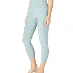 NEW ARRIVALS Beyond Yoga Spacedye High Waisted Yoga Capris True Teal/White