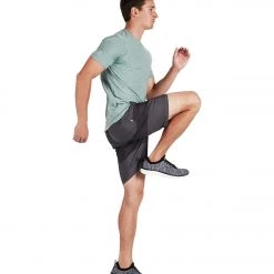 Vuori Men's Strato Tech Yoga Tee Aloe Heather