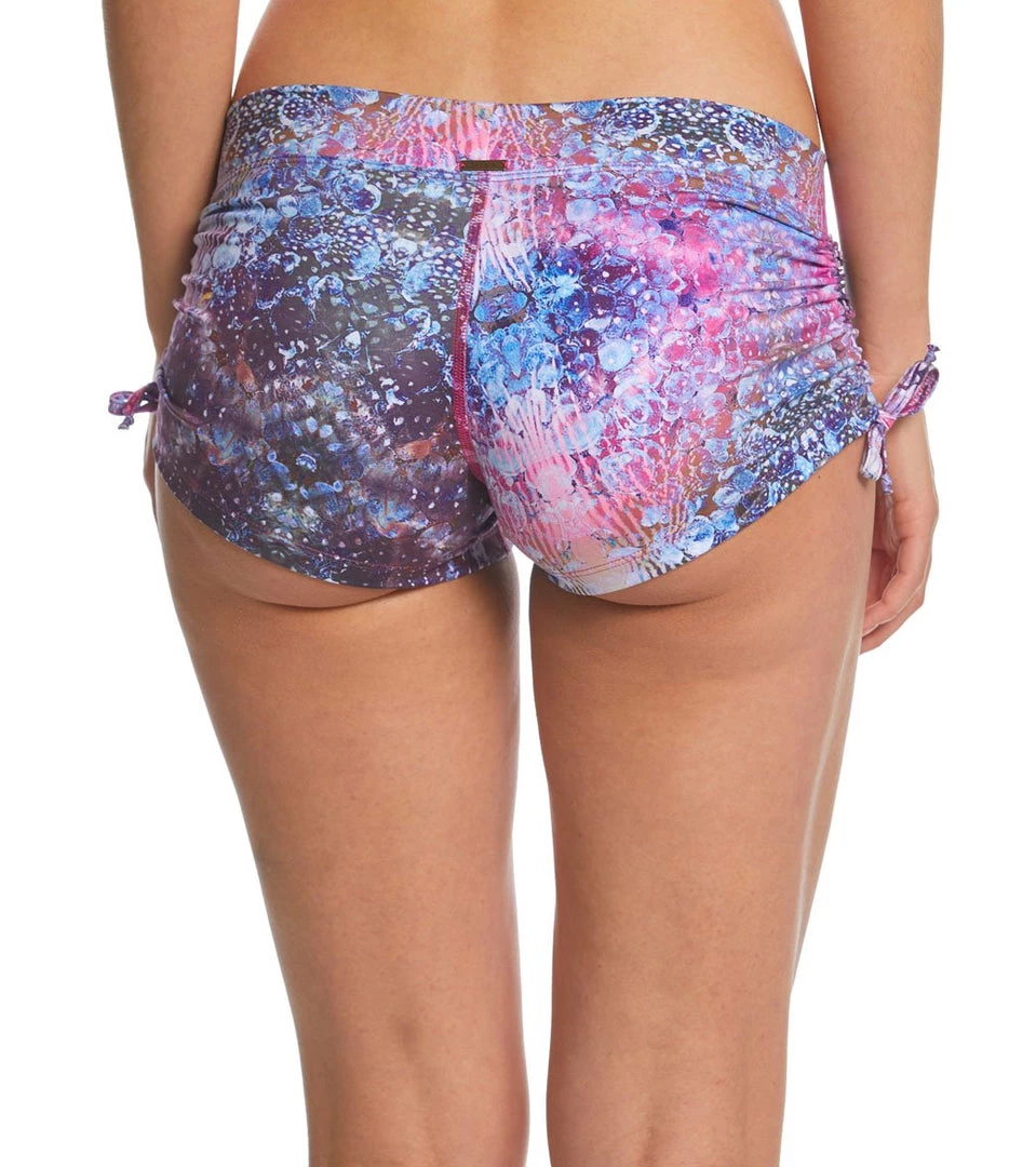 CLOTHING Mika Yoga Wear Lucia Hot Yoga Shorts Milky Way 5 CLOTHING Mika Yoga Wear Lucia Hot Yoga Shorts Milky Way