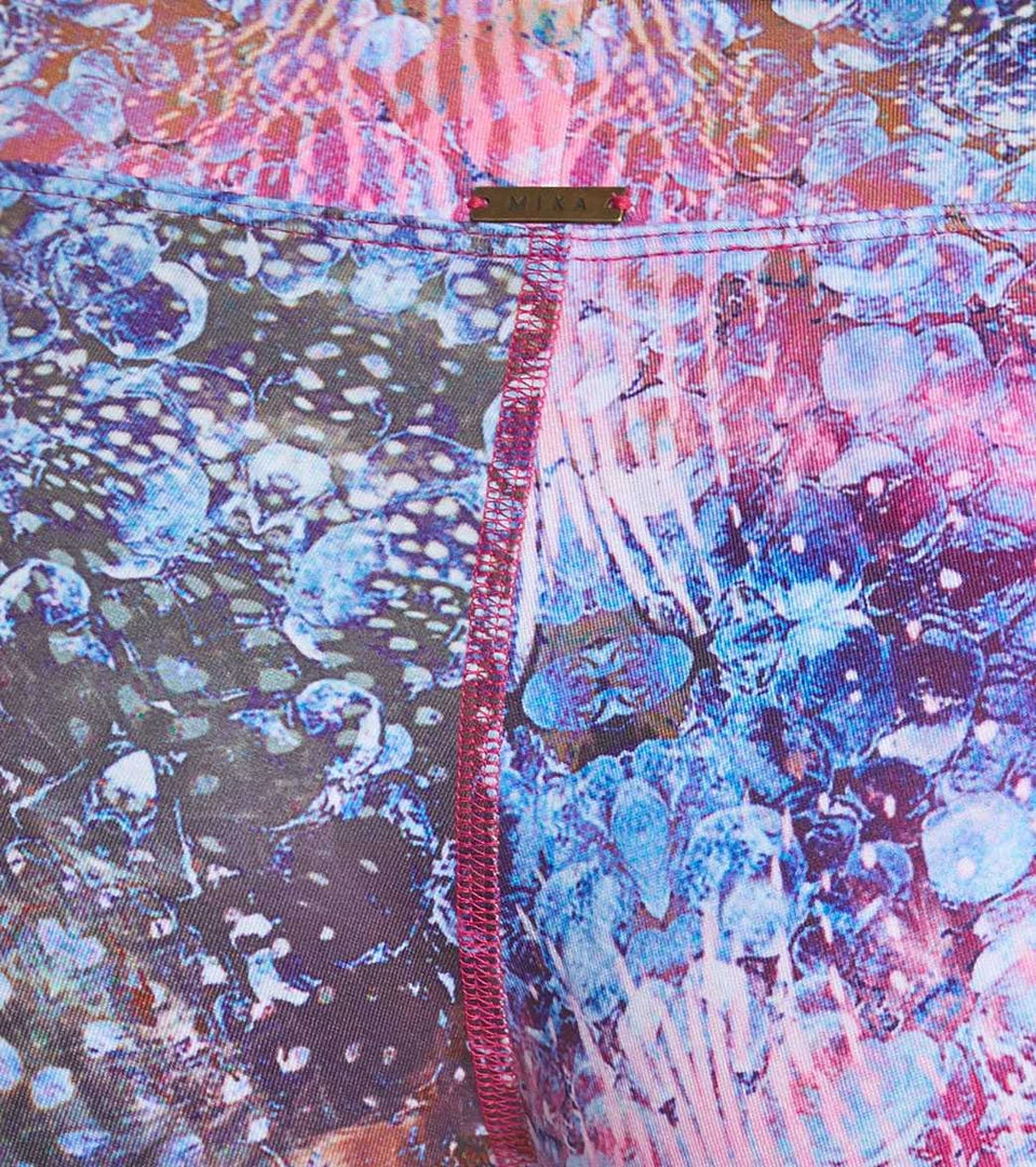 CLOTHING Mika Yoga Wear Lucia Hot Yoga Shorts Milky Way 7 CLOTHING Mika Yoga Wear Lucia Hot Yoga Shorts Milky Way