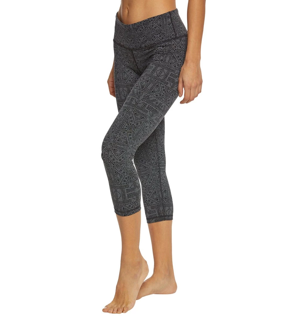 PrAna Pillar Yoga Capris Charcoal Heather Mosaic 4 PrAna Pillar Yoga Capris Charcoal Heather Mosaic