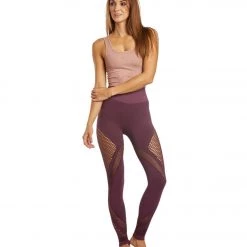 NUX Be Free Seamless Yoga Crop Top Desert Rose Wash CLOTHING 12 NUX Be Free Seamless Yoga Crop Top Desert Rose Wash CLOTHING