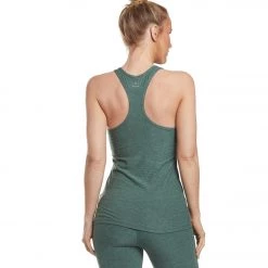 CLOTHING Beyond Yoga Travel Lightweight Racerback Tank Aloha Green/Dark Tropic