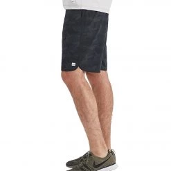 Vuori Men's Banks Shorts Black Camo CLOTHING
