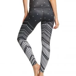 Beyond Yoga Engineered Lux High Waisted 7/8 Yoga Leggings Pixelated Arrows