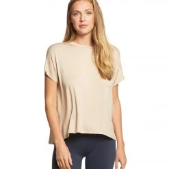 Beyond Yoga Split Keyhole Back Tee Texas Taupe 9 Beyond Yoga Split Keyhole Back Tee Texas Taupe