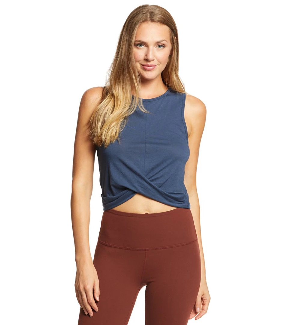 Beyond Yoga Crossroads Reversible Cropped Tank Outlaw Navy CLOTHING 8 Beyond Yoga Crossroads Reversible Cropped Tank Outlaw Navy CLOTHING