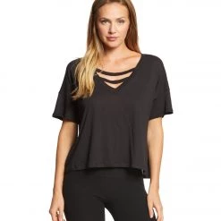 CLOTHING Beyond Yoga Full Eclipse V-Neck Tee Black