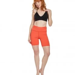 NUX Pinnacle Seamless Sports Bra Black