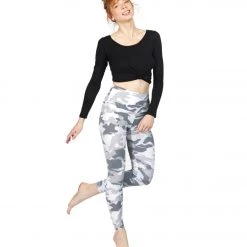 Onzie Long Sleeve Knot Crop Black CLOTHING