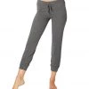 CLOTHING Beyond Yoga Lounge Around 7/8 Joggers
