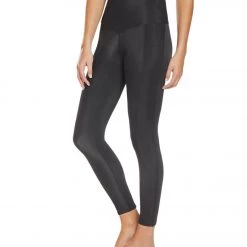 CLOTHING Onzie Ribbed Sweetheart 7/8 Yoga Leggings Black 13 CLOTHING Onzie Ribbed Sweetheart 7/8 Yoga Leggings Black