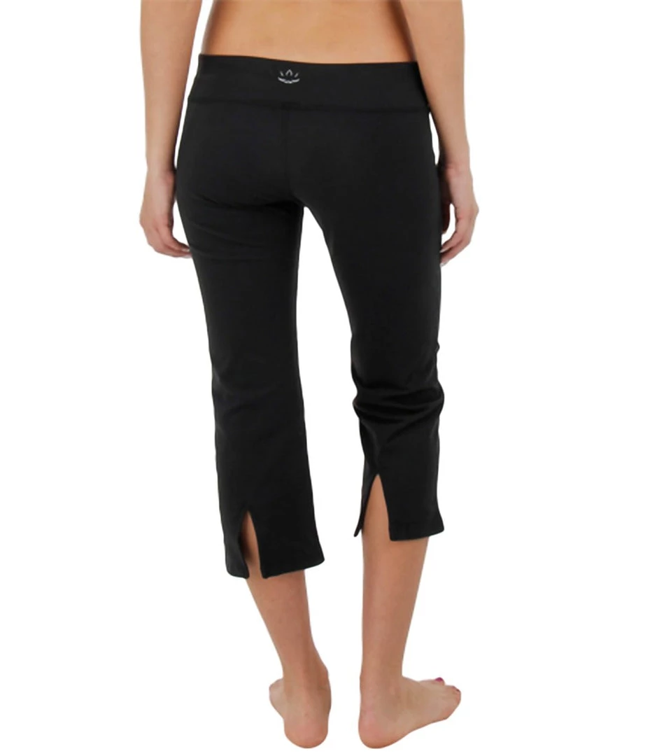 Beyond Yoga Women's Low Rise Capri Black 6 Beyond Yoga Women's Low Rise Capri Black