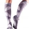 CLOTHING Toesox Knee High Scrunch Full-Toe Yoga Grip Socks Nightshade