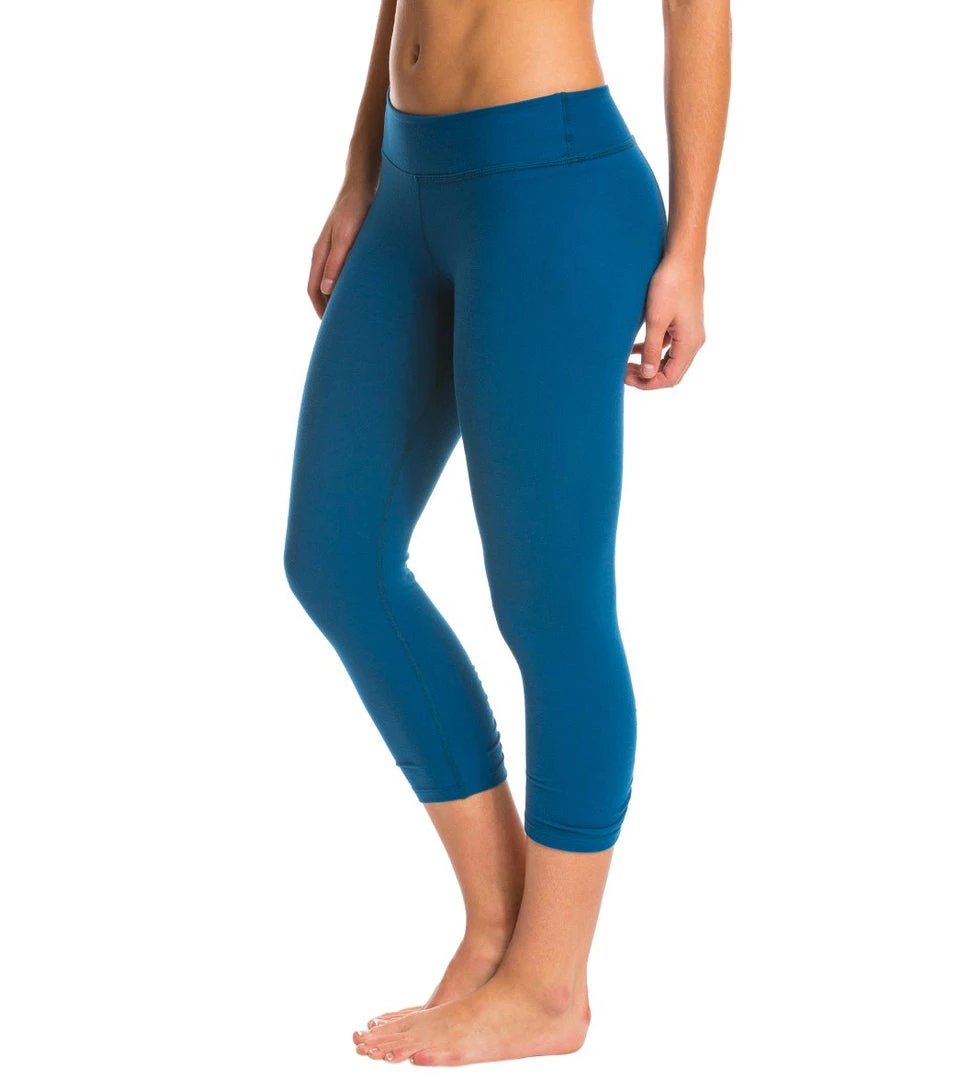 CLOTHING Beyond Yoga Back Gathered Yoga Capris Mosaic Blue 5 CLOTHING Beyond Yoga Back Gathered Yoga Capris Mosaic Blue