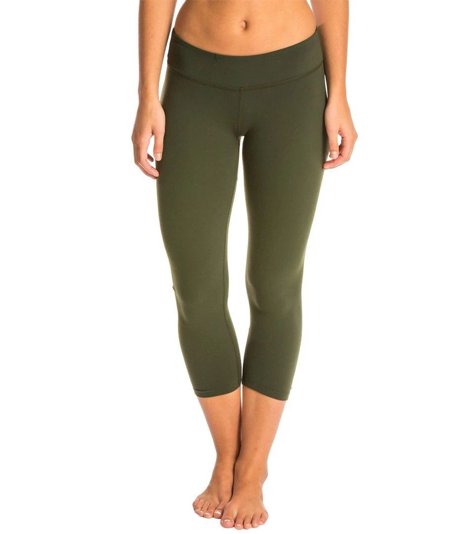 CLOTHING Beyond Yoga Back Gathered Yoga Capris Wintergreen 4 CLOTHING Beyond Yoga Back Gathered Yoga Capris Wintergreen