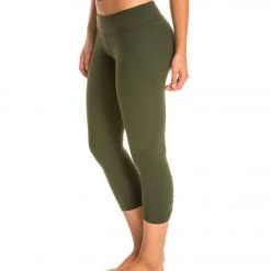 CLOTHING Beyond Yoga Back Gathered Yoga Capris Wintergreen 10 CLOTHING Beyond Yoga Back Gathered Yoga Capris Wintergreen