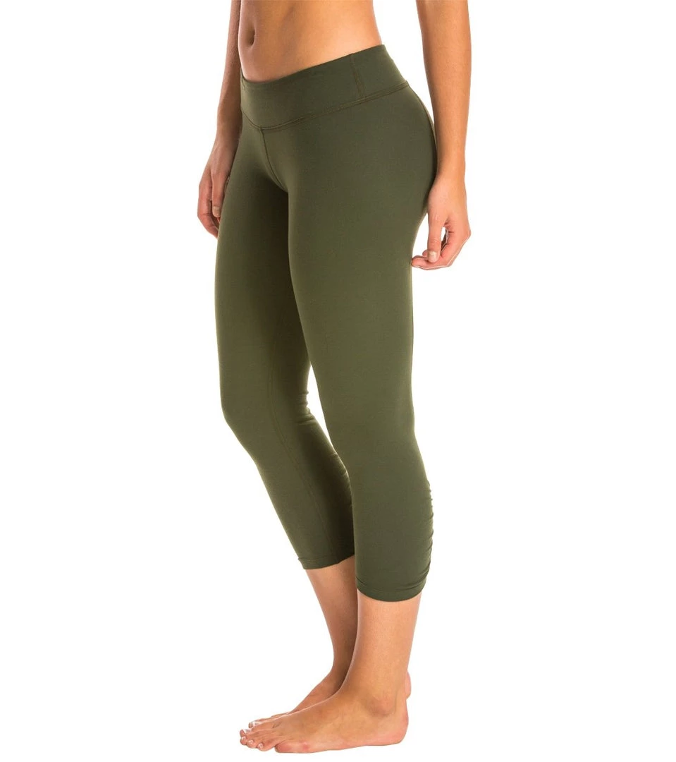 CLOTHING Beyond Yoga Back Gathered Yoga Capris Wintergreen 5 CLOTHING Beyond Yoga Back Gathered Yoga Capris Wintergreen