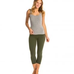 CLOTHING Beyond Yoga Back Gathered Yoga Capris Wintergreen 11 CLOTHING Beyond Yoga Back Gathered Yoga Capris Wintergreen