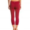 CLOTHING Beyond Yoga Back Gathered Yoga Capris Garnet Red