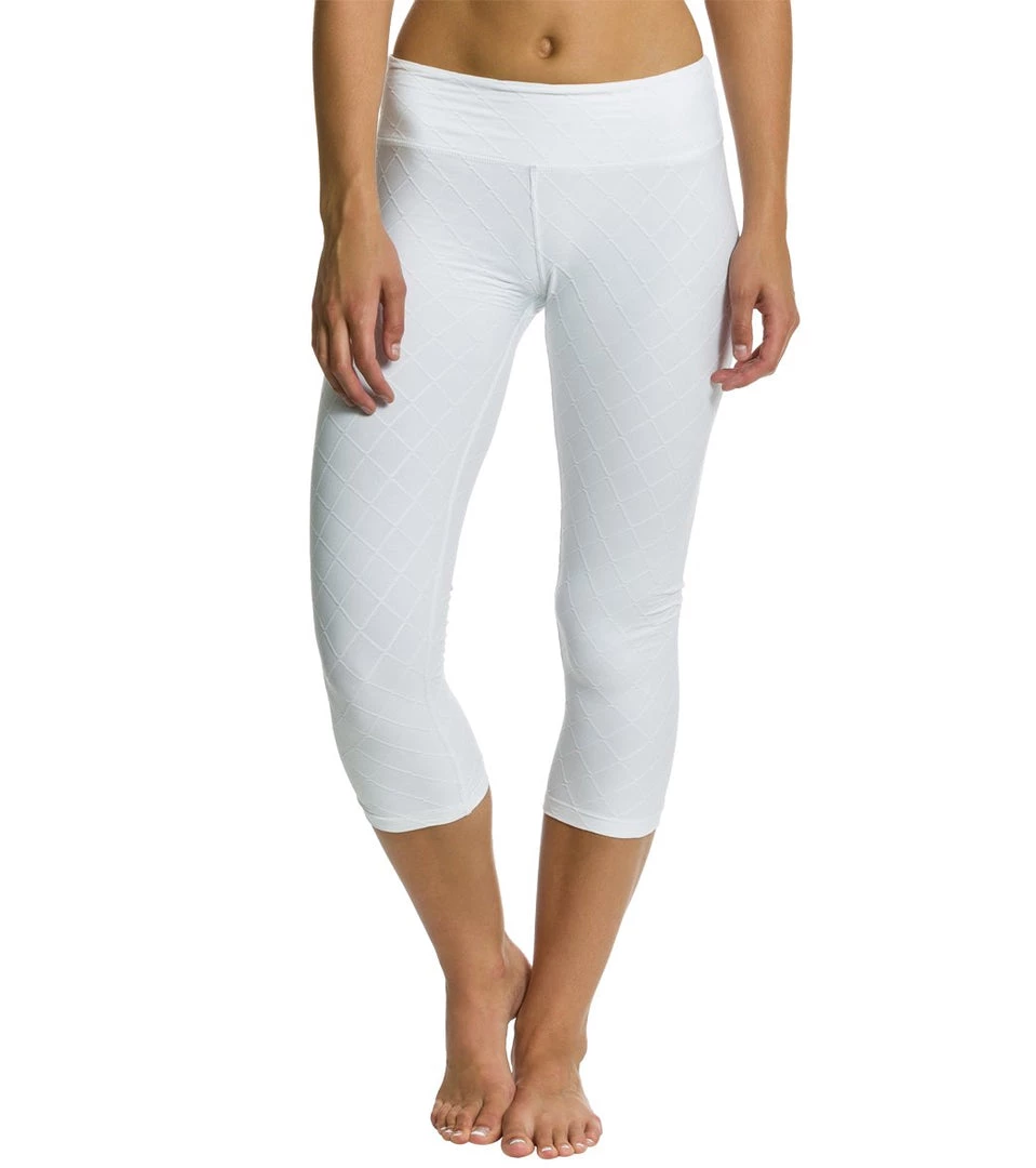 CLOTHING Beyond Yoga Quilted Essential Yoga Capris 3 CLOTHING Beyond Yoga Quilted Essential Yoga Capris