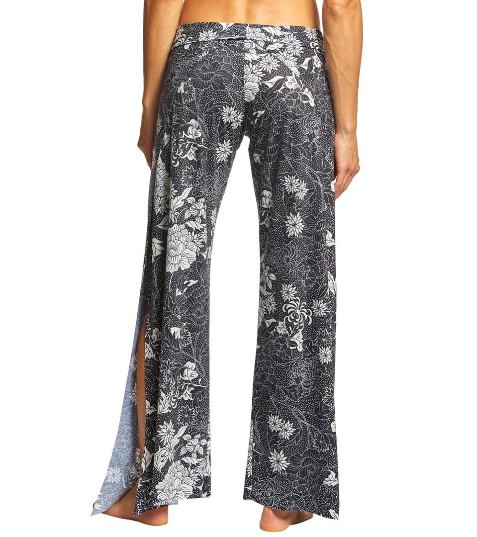 Onzie Pura Vida Yoga Flare Pants Kyoto Noir 5 Onzie Pura Vida Yoga Flare Pants Kyoto Noir