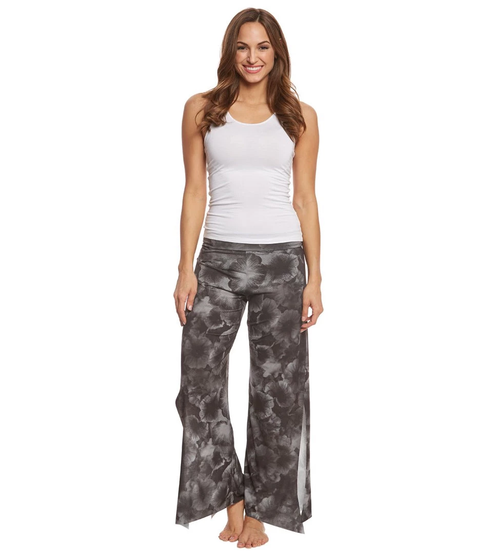 Onzie Pura Vida Yoga Flare Pants Petunia 6 Onzie Pura Vida Yoga Flare Pants Petunia
