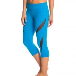 CLOTHING Beyond Yoga Double Panel Mesh Capris