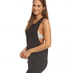Beyond Yoga Slink Or Swim Open Back Muscle Tee Black CLOTHING