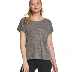 CLOTHING Onzie Drop Back Yoga Short Sleeve Tee
