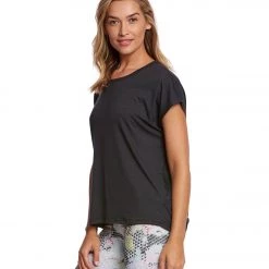 CLOTHING Onzie Drop Back Yoga Short Sleeve Tee Black