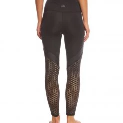 Beyond Yoga Perfect Angles High Waisted 7/8 Yoga Leggings Black 10 Beyond Yoga Perfect Angles High Waisted 7/8 Yoga Leggings Black