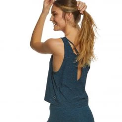 Beyond Yoga Weekend Traveler Cropped Yoga Tank CLOTHING